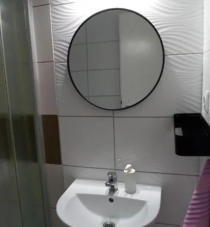 بيت ضيافة Goscinne Keja مينزفوجة