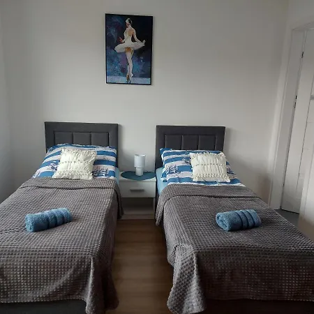 Goscinne Keja مينزفوجة